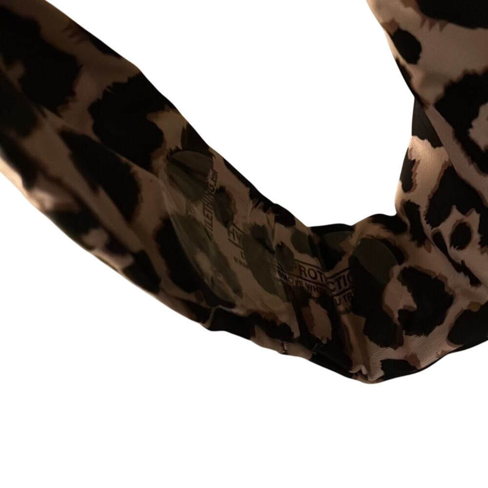 PrettyLittleThing Leopard Print High Leg One Piece Swimsuit Size 2 - Picture 8 of 8